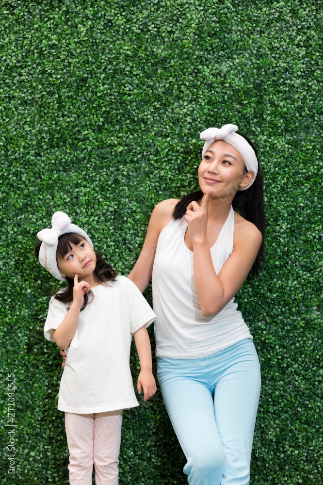 快乐的母女图片