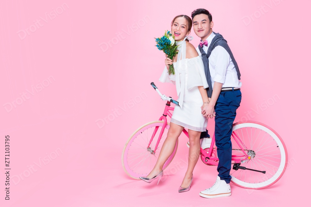 幸福甜蜜的情侣图片