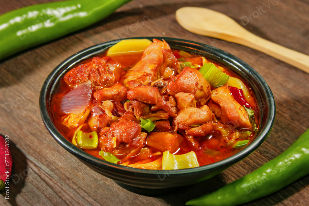 鸡公煲美食图片