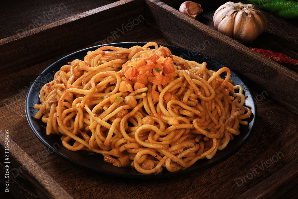 热干面特写图片