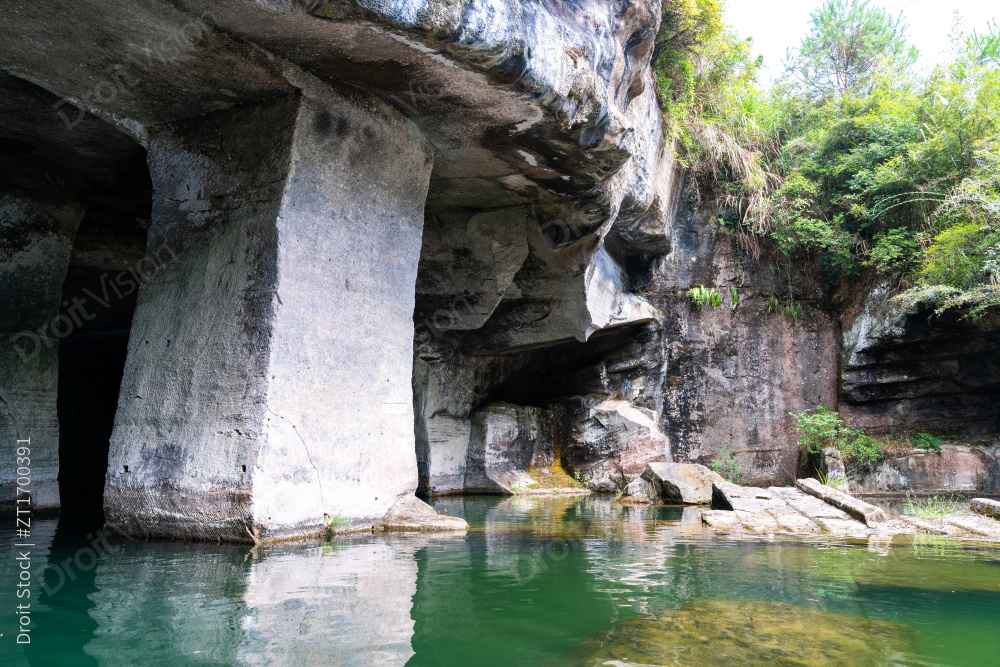 安徽花山谜窟图片