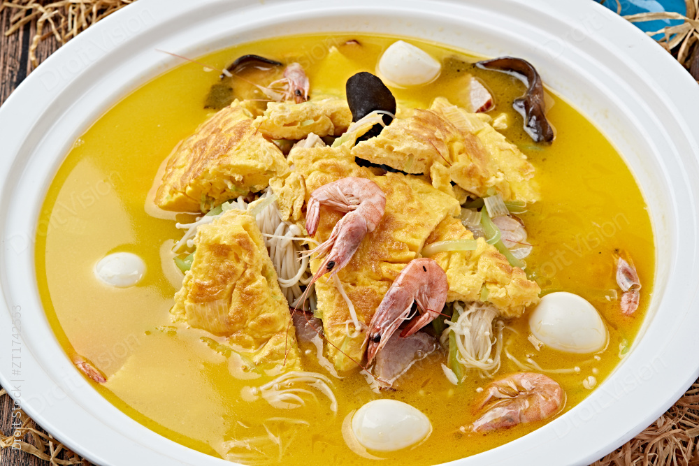 浓汤鸡蛋杂菌腊肉汇海虾图片