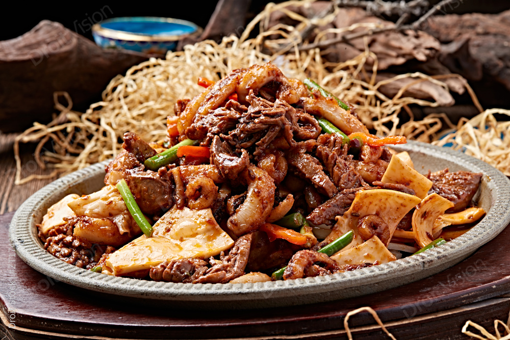 铁板酱爆鱿鱼腰花黄喉图片