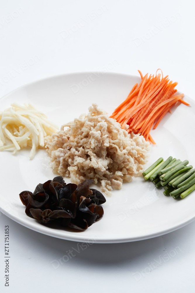 半成品菜鱼香肉丝配料图片