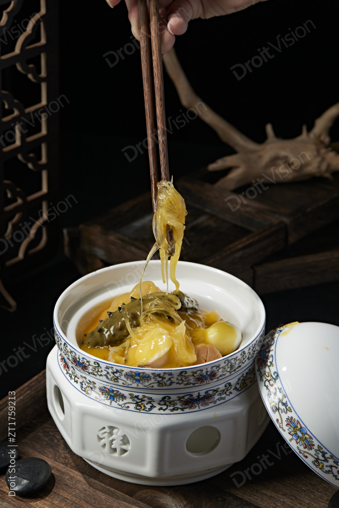 浓汤海鲜佛跳墙图片