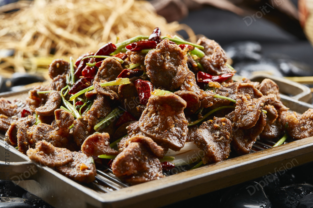 孜然辣椒铁板香煎小圆腰图片