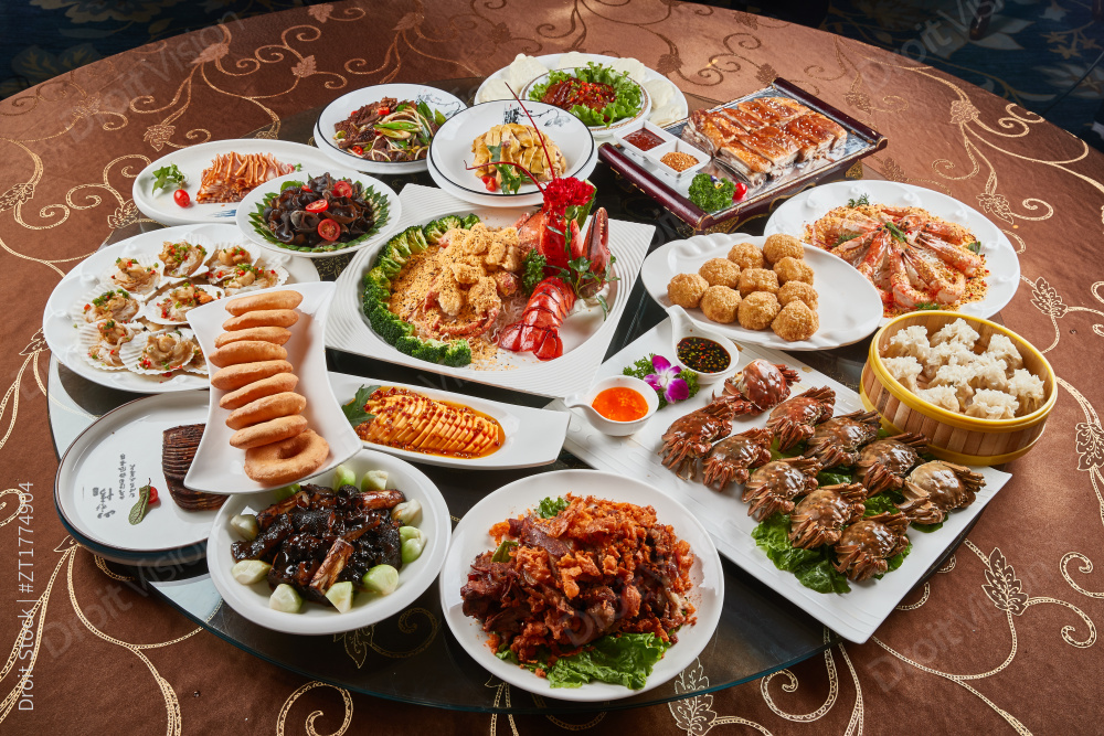 一桌婚宴酒席图片