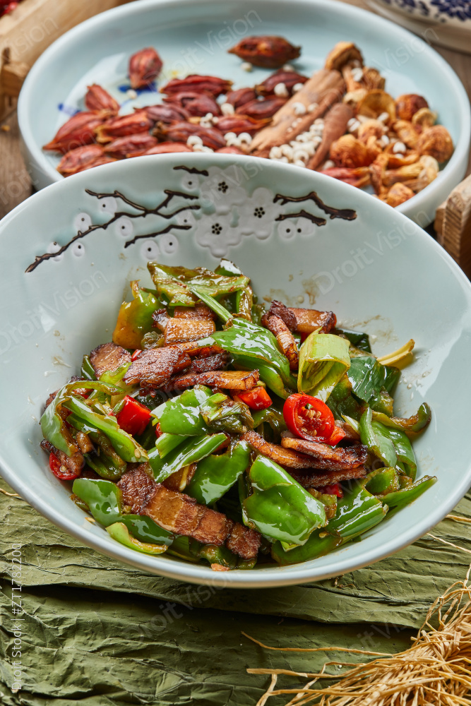 辣椒小炒五花肉图片