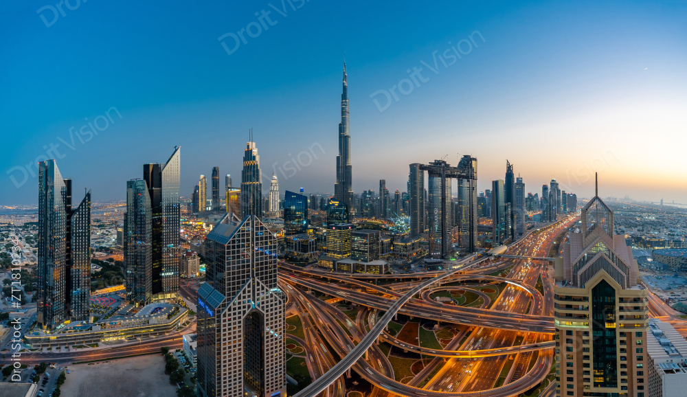 迪拜城市夜景图片