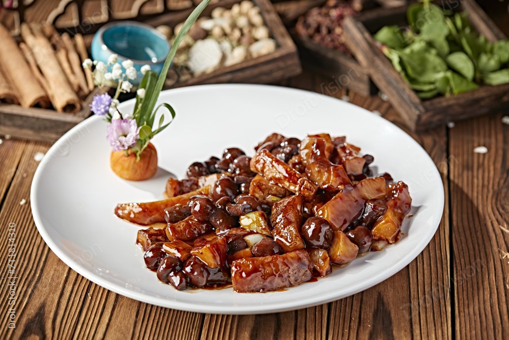 葱烧肉菌菇海参皮图片