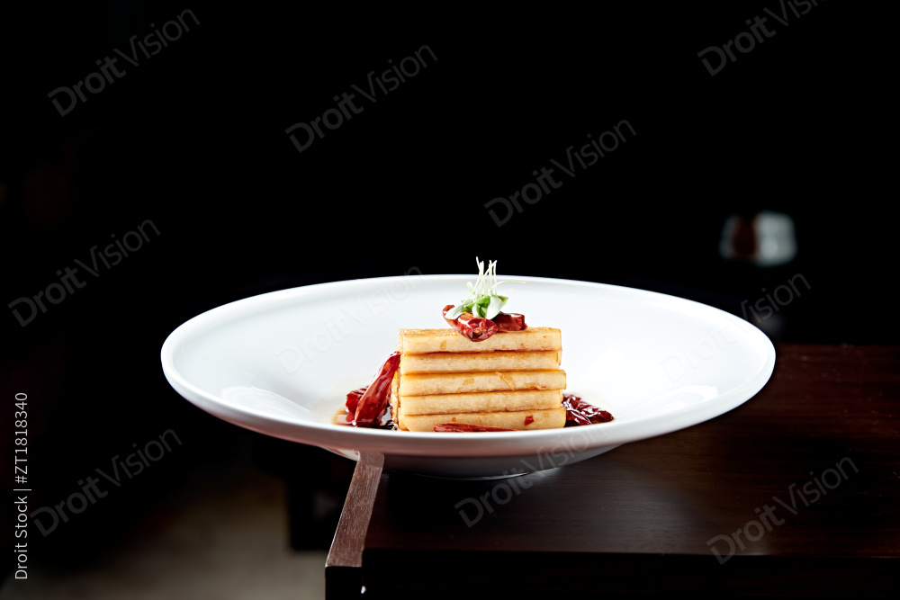 浇汁甜辣凉薯条豆薯图片