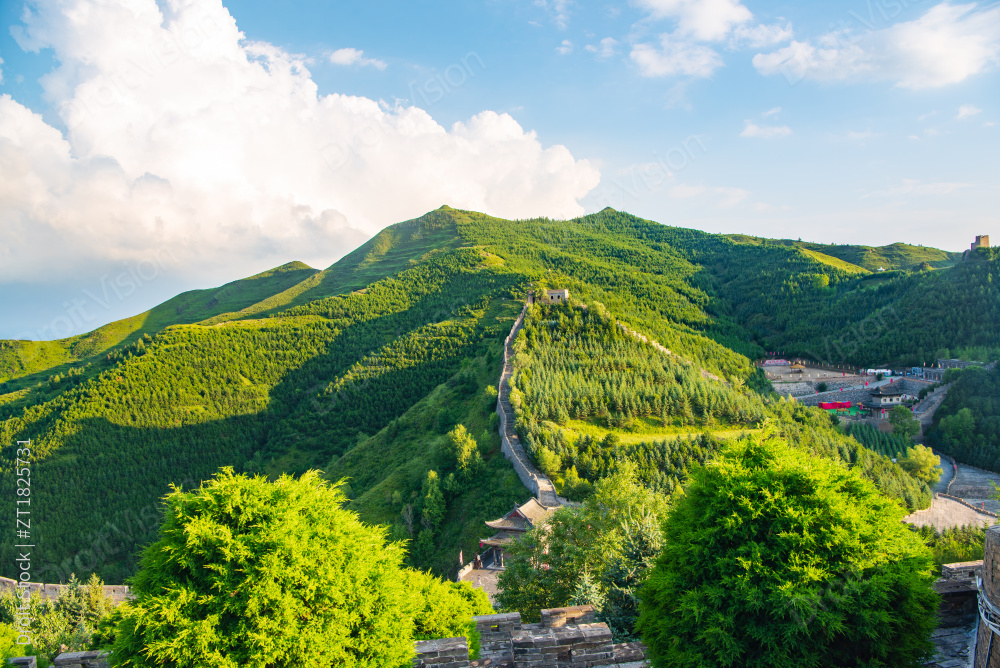 山西省忻州市代县雁门关夏日晴天午后图片