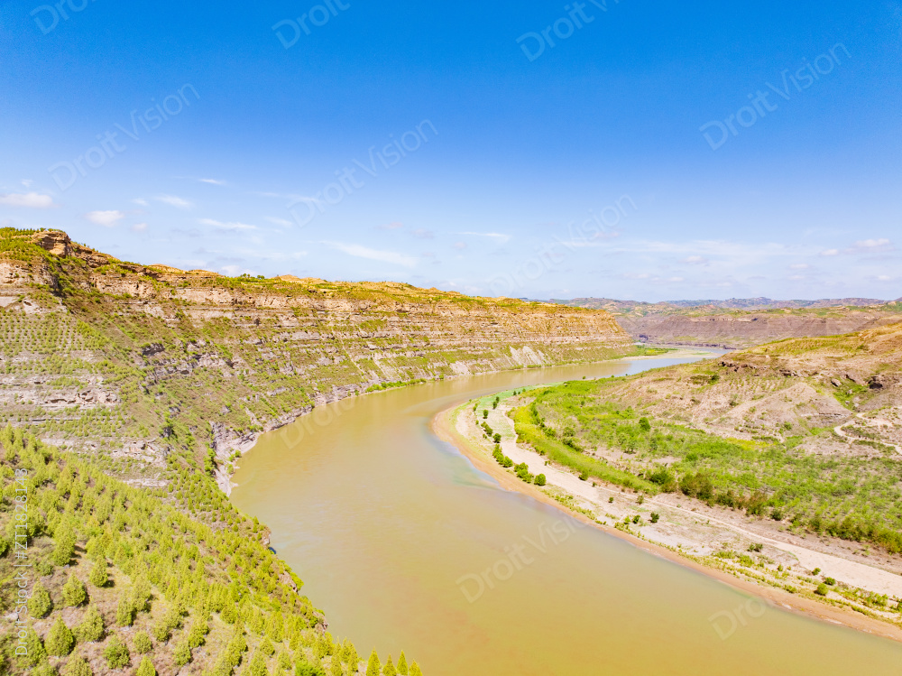 山西临汾永和黄河蛇曲地质公园夏日晴天图片