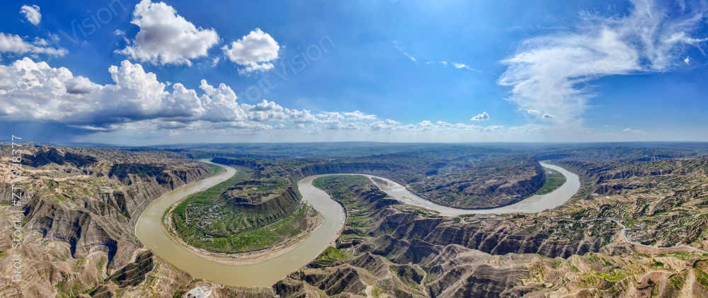 山西临汾永和黄河蛇曲地质公园夏日晴天图片