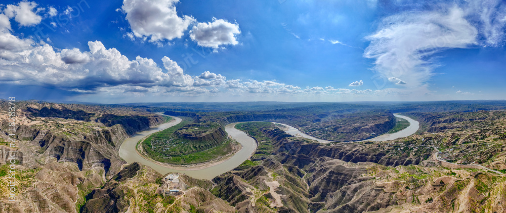 山西临汾永和黄河蛇曲地质公园夏日晴天图片