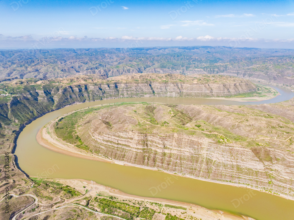 山西临汾永和黄河蛇曲地质公园夏日晴天图片