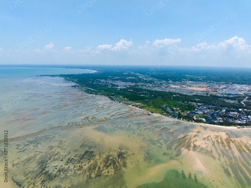 海南文昌近海浅滩风光图片
