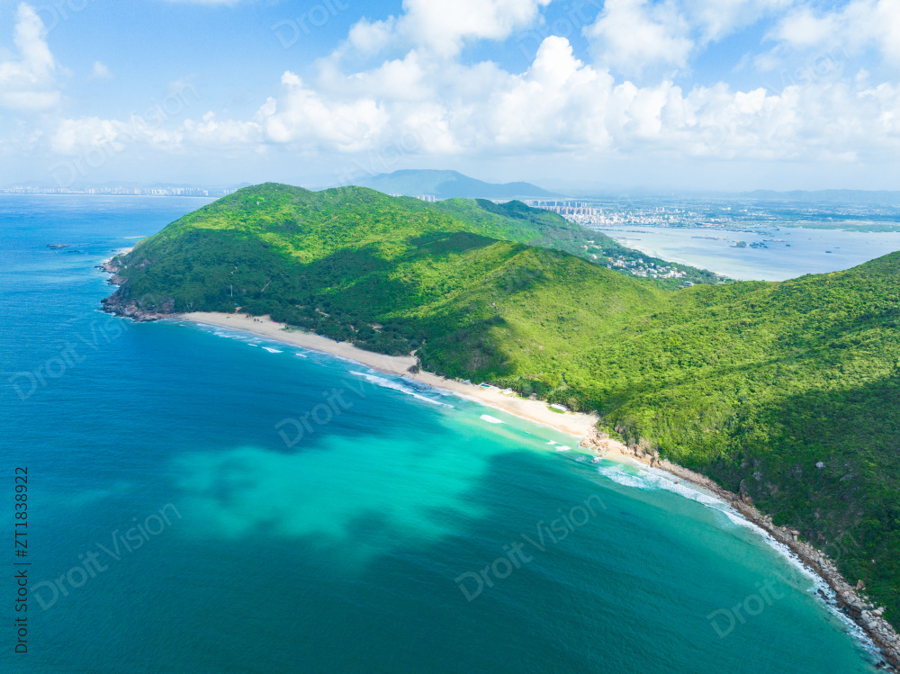 海南陵水县呆呆岛航拍风光图片