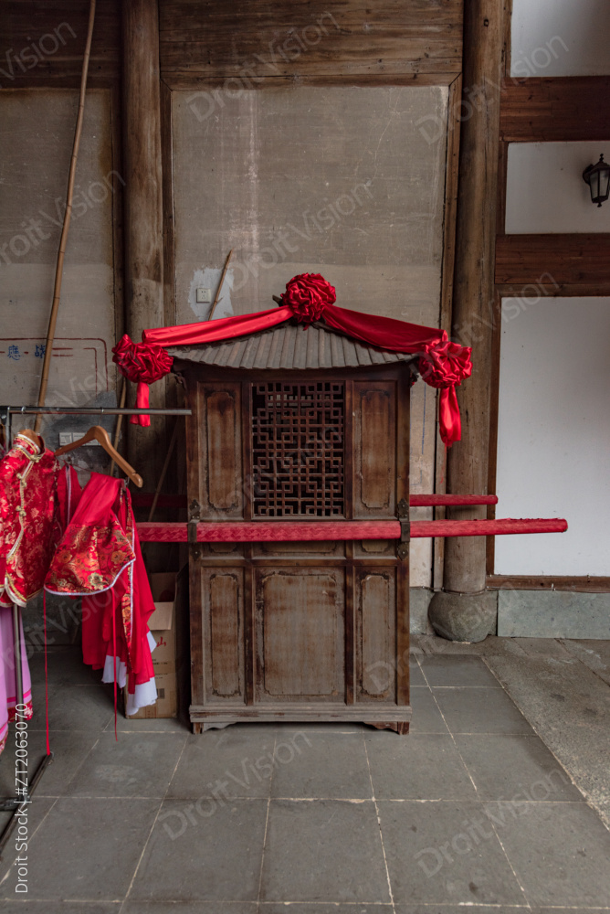 中国安徽黄山唐模古镇里的大宅庭院风光图片