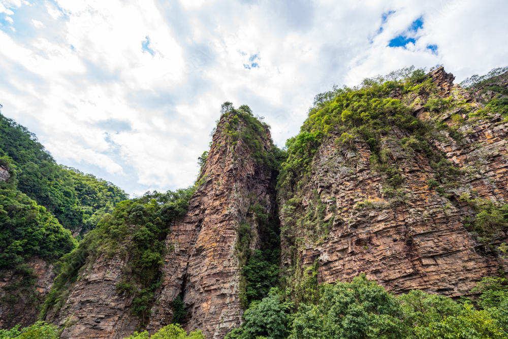 广东肇庆封开县千层峰景区图片