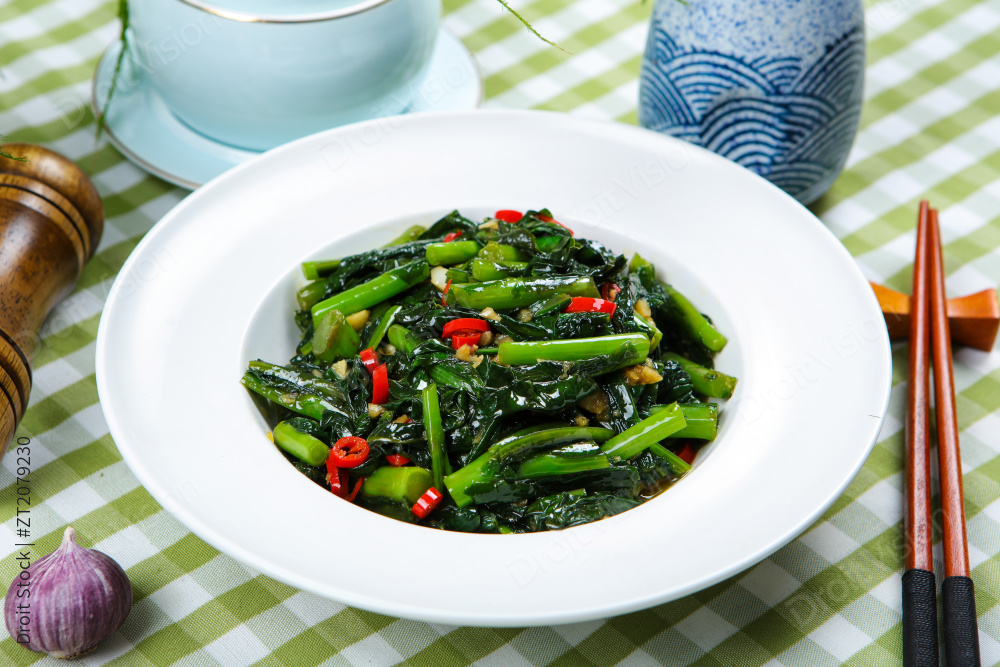 炒油麦菜莴笋叶图片