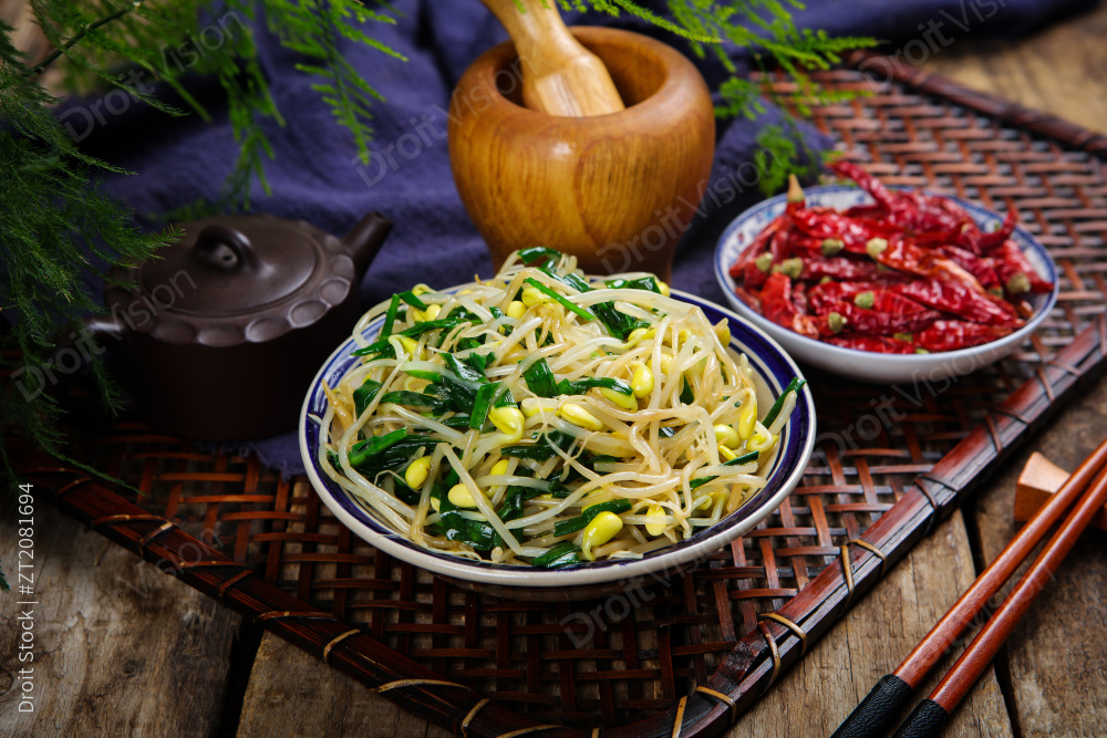 韭菜炒豆芽图片