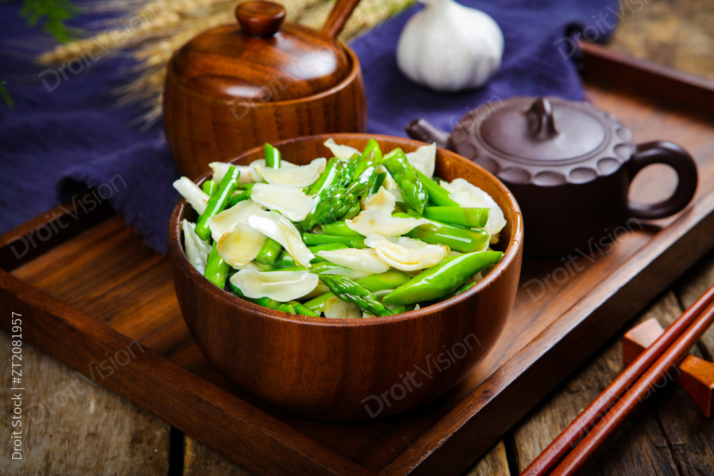 芦笋炒百合图片