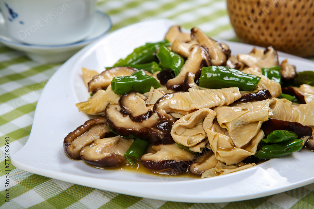 香菇烧腐竹图片