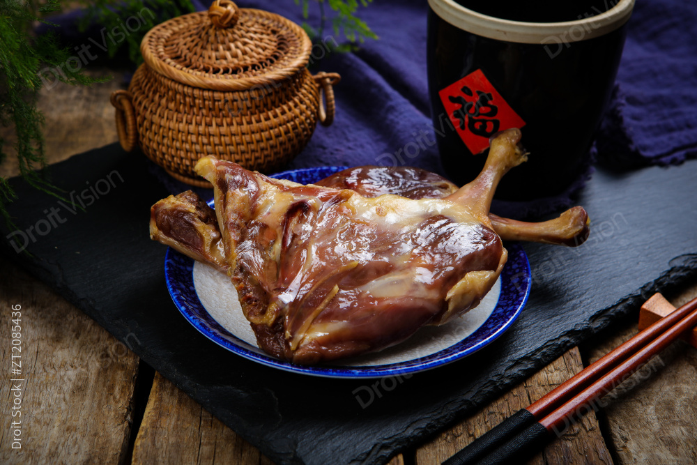腊鸭腿图片