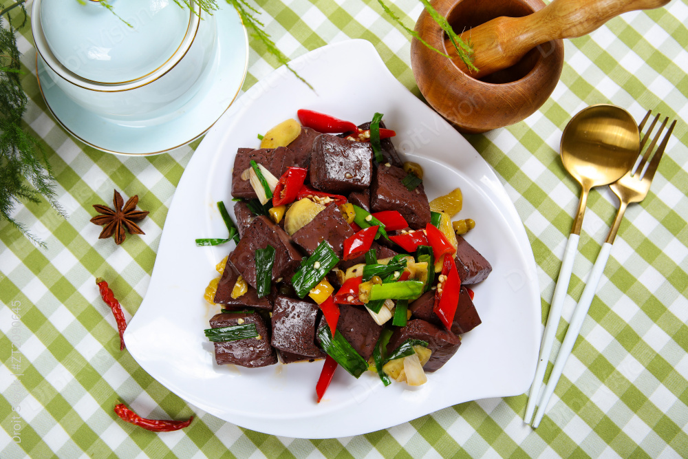 泡椒炒猪血图片