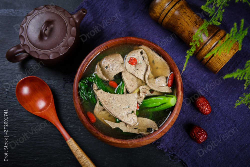 猪肝青菜汤图片