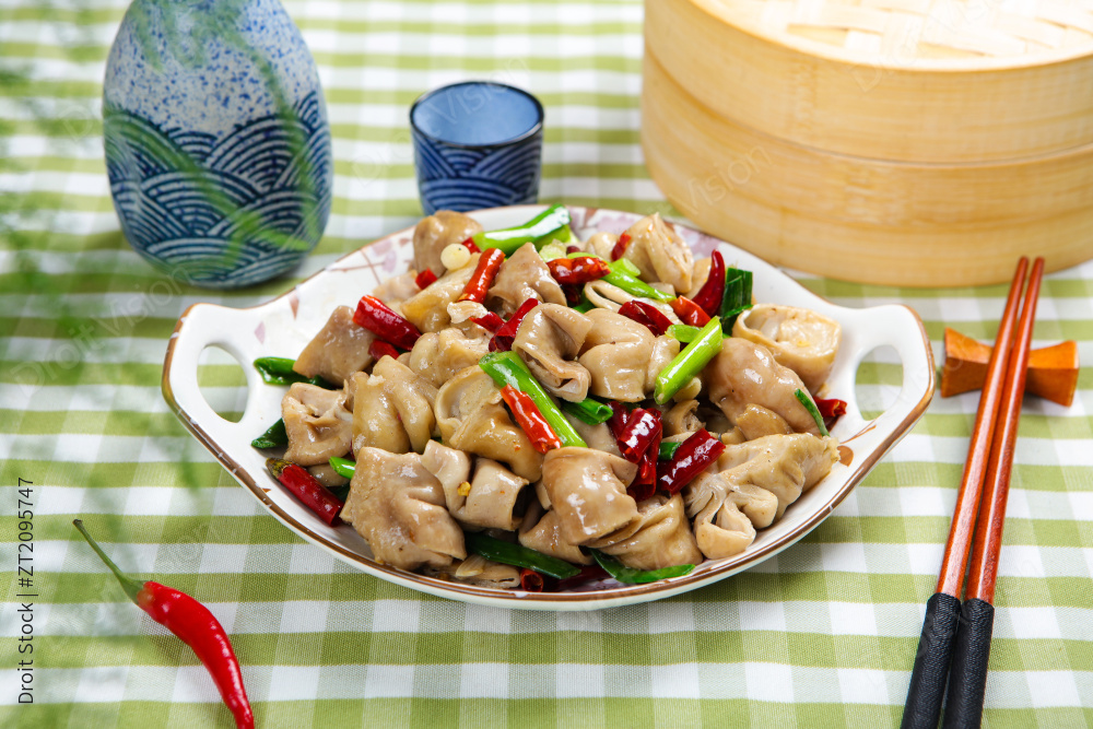 蒜苗炒肥肠图片