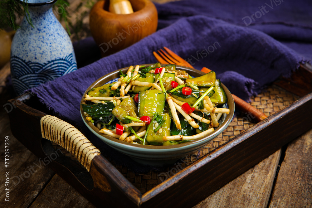 鱼腥草凉拌黄瓜图片