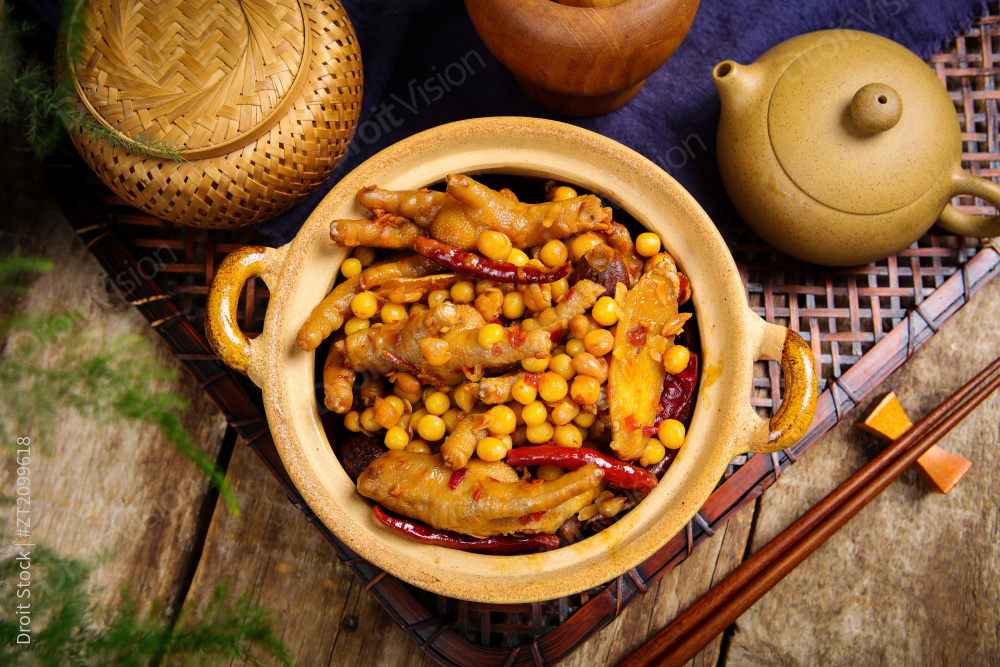 黄豆焖鸡爪图片