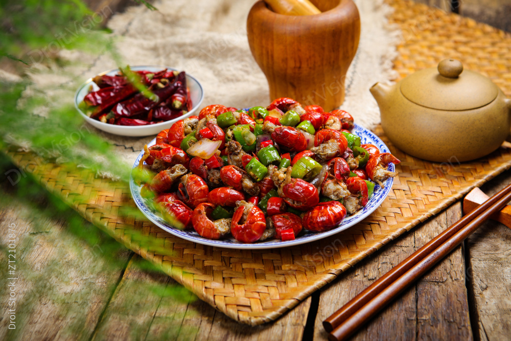 香辣龙虾尾图片