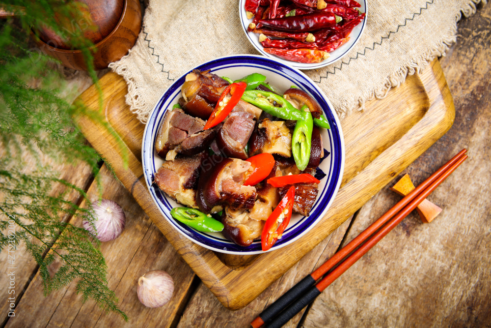 香辣烟熏猪脚图片