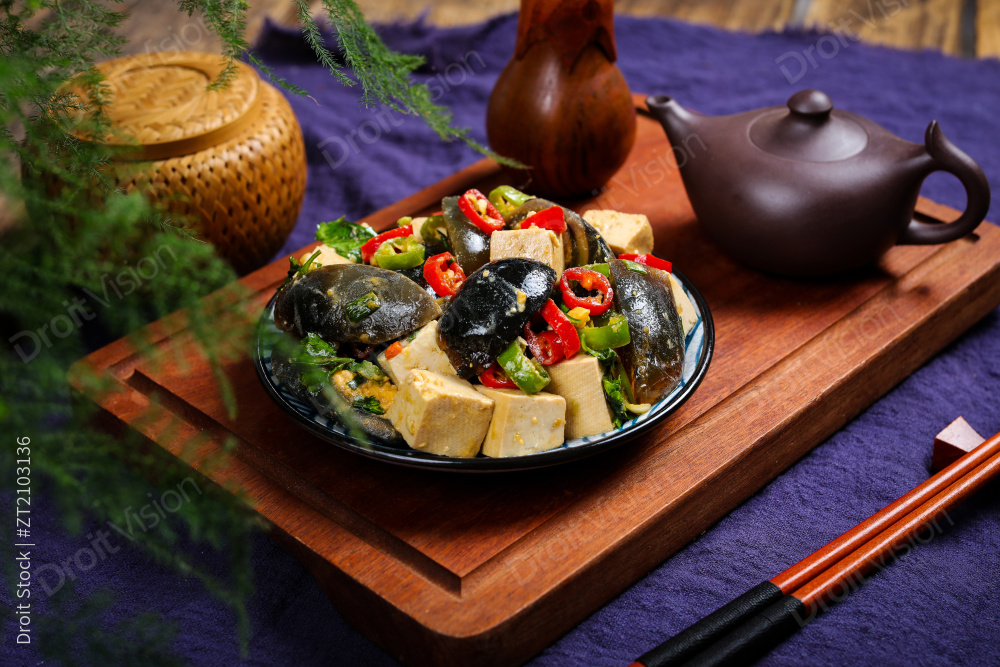 凉拌皮蛋豆腐图片