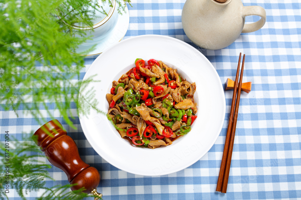 双椒炒鸭肠图片