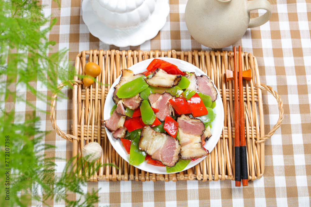 莴笋炒腊肉图片