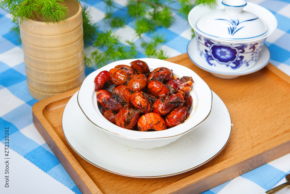 香辣龙虾尾图片