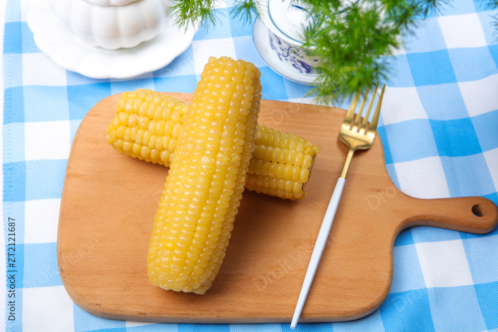 煮白玉米图片
