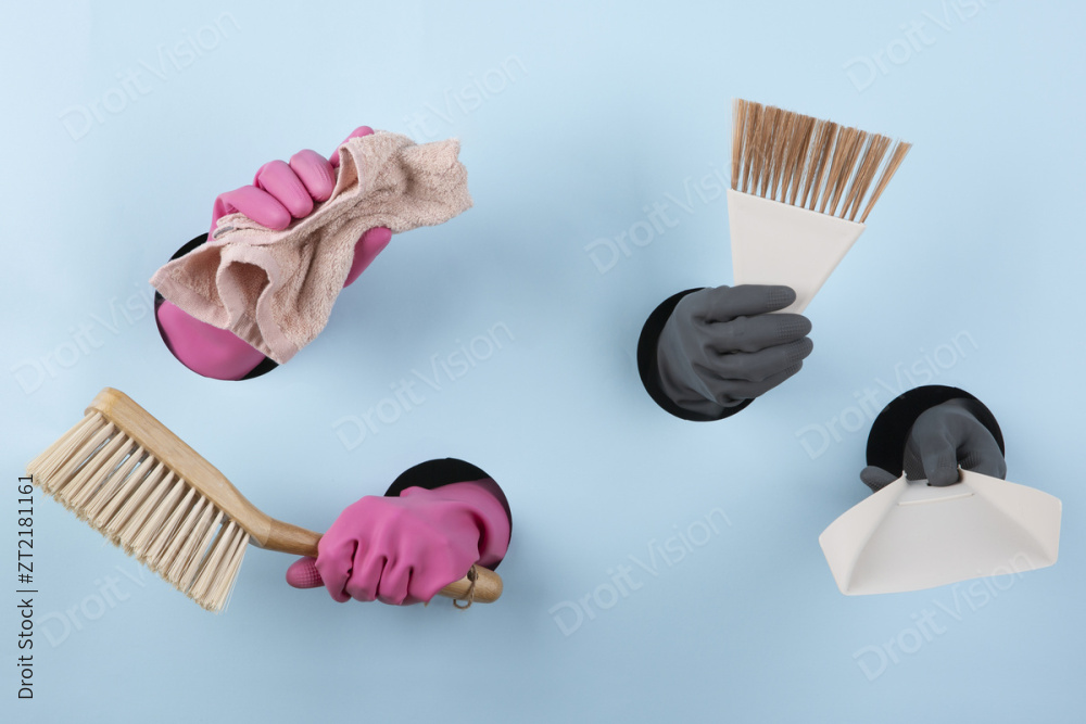 “Together Hands 165”常见释义为“携手 165” 图片