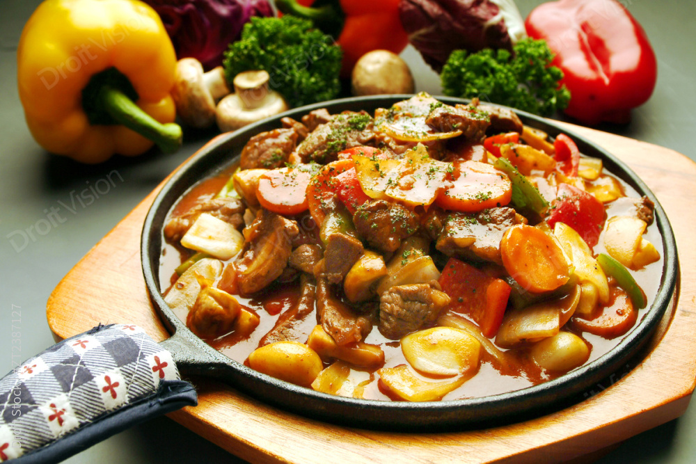 “Food(food)011 直接返回结果”可以翻译为：Food(food) 011 returns the result directly  图片