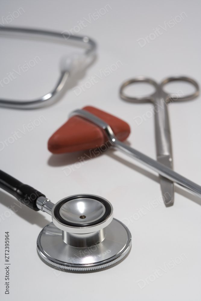 “Medical (Medical treatment) 143 ”常见释义为“医疗（医疗处理）143 ” 图片