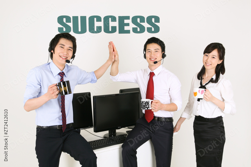 296 位业务（同事/下属） 1534 图片