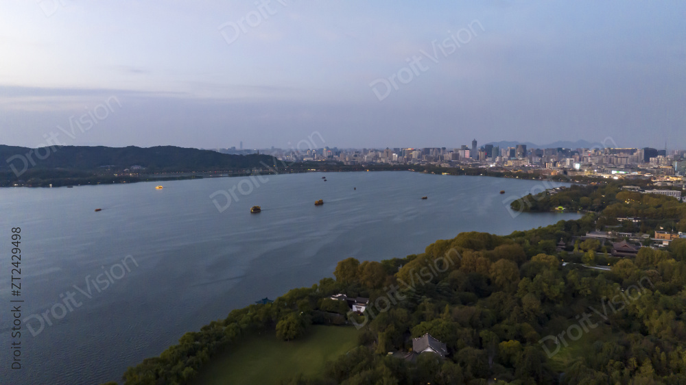航拍杭州西湖日落美景图片