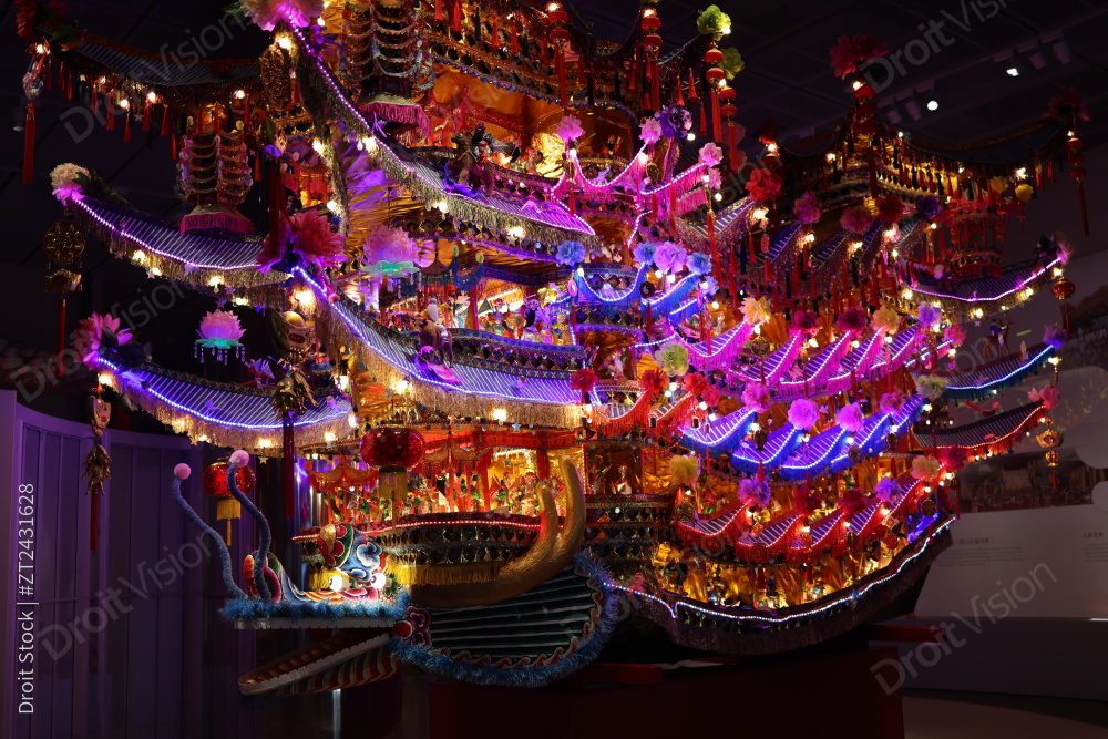 浙江省非遗馆龙年龙舟龙灯图片