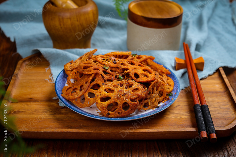 油炸香酥藕片图片