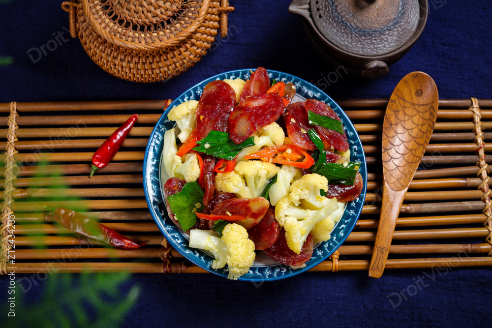 花菜炒腊肠图片
