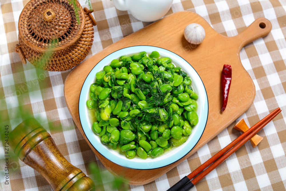 茴香炒蚕豆米图片